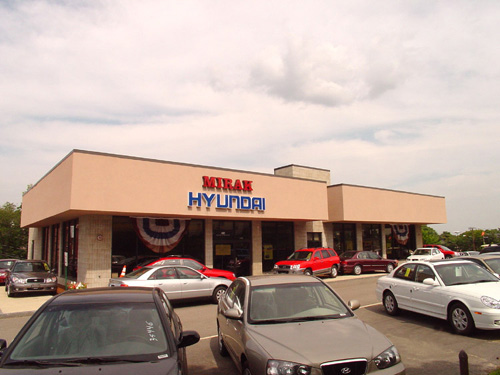 Mirak Hyundai Car Dealership design by Kendall, Taylor and Company, architects in Billerica, MA